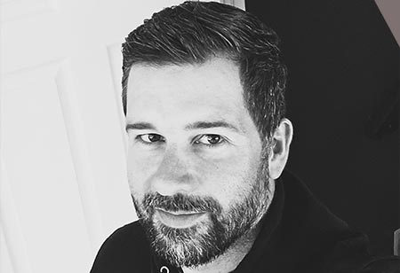 Balancing AI Tools and Human Touch in Recruitment