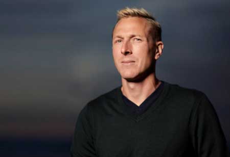 Employee Rewards: Improve Employee Retention, Productivity, and Satisfaction With a Simple Rewards Interface